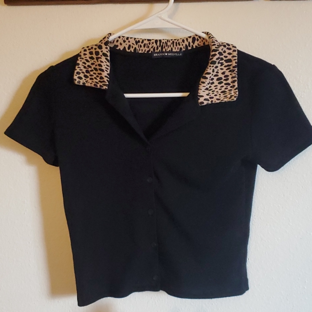 Brandy Mellville Leapord Print collar button crop